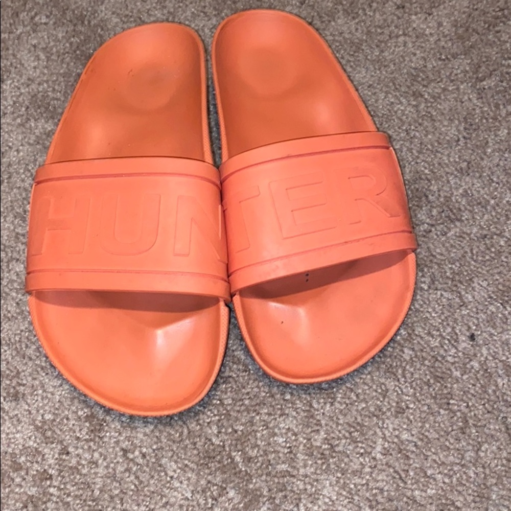 Hunter sandal